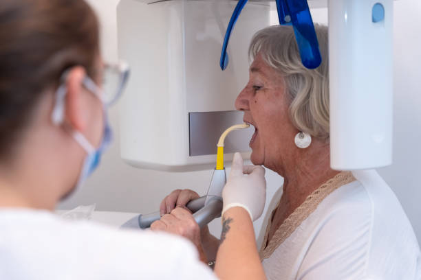 Best Weekend Emergency Dentist in Trowbridge Park, MI